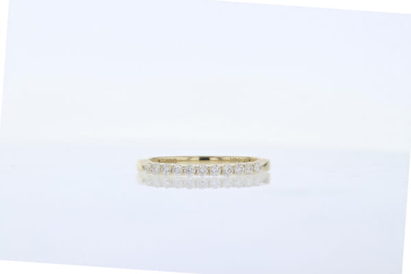 14K Yellow Gold .25cttw Common Prong Diamond Wedding Band
