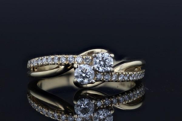 Estate Ring - Estate 14K Yellow Gold 1/2cttw Diamond Bypass Ring