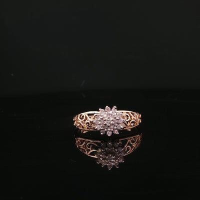 Estate 14K Yellow Gold Filigree Diamond Cluster Ring.