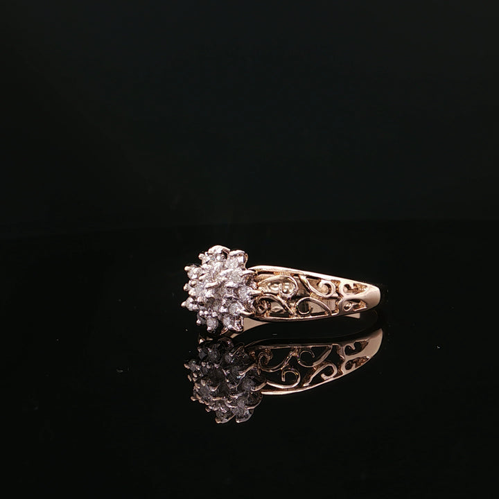 Estate 14K Yellow Gold Filigree Diamond Cluster Ring.