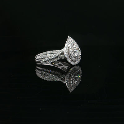 Estate 10K White Gold 1.00cttw I/I1 Pear Shaped Diamond Cluster Ring