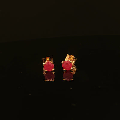 Estate 14K Yellow Gold 4mm Round Ruby Studs