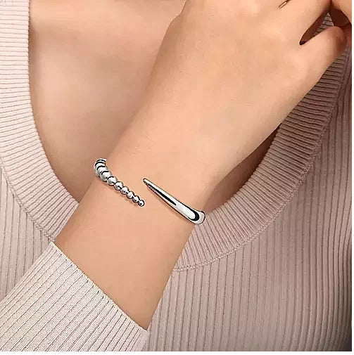 BRACELETS - Sterling Silver Bujukan Bypass 6.25 Inch Bangle