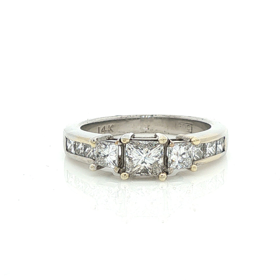 Actual natural diamond ring, stock 100-790