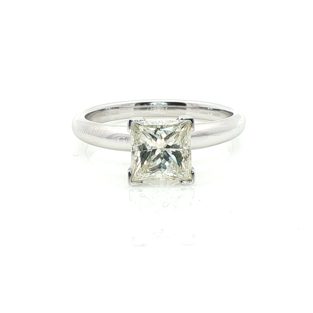 Actual natural diamond ring, stock 100-1009