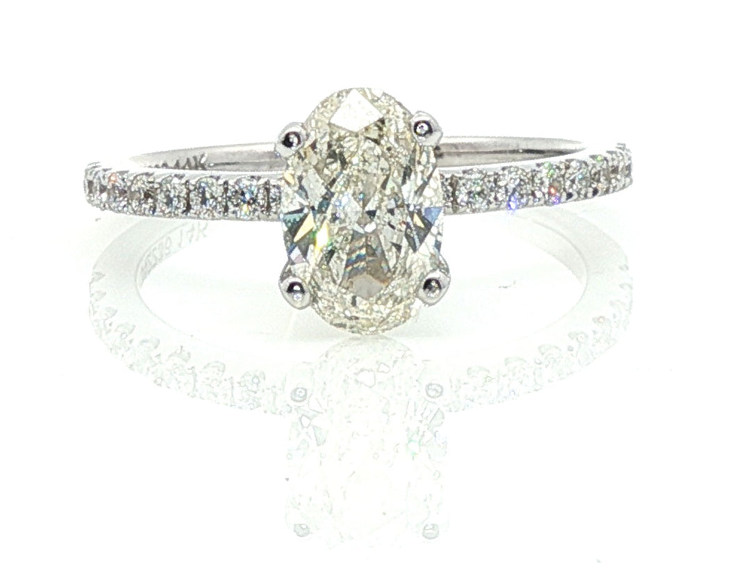 Actual natural diamond engagement ring, stock 100-996