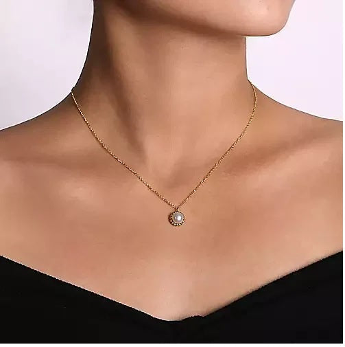 Necklace - 14K Yellow Gold Fresh Water Pearl With Bujukan Beaded Halo Necklace
