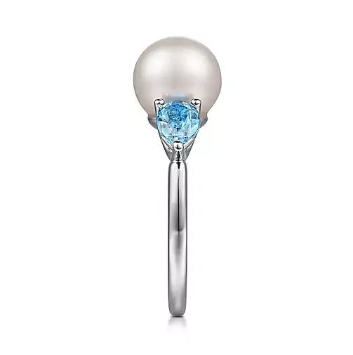 Ring - Sterling Silver Pearl & Swiss Blue Topaz Fashion Ring. Finger Size 6.5