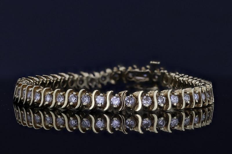 BRACELETS - 14k Yellow Gold Estate 3cttw S Style Diamond Tennis Bracelet