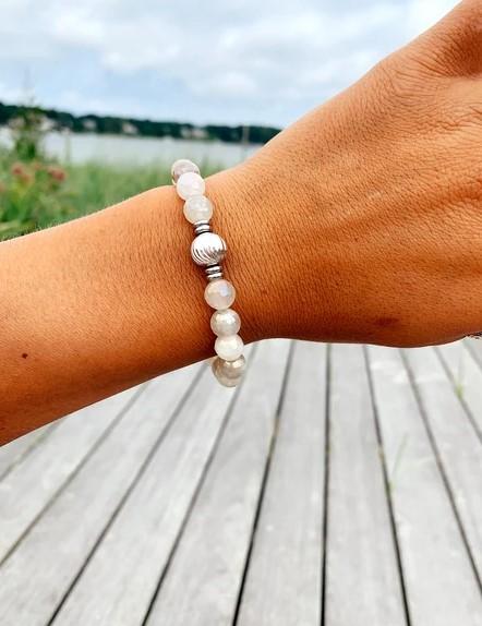 BRACELETS - Journey Wave Bracelet With Moonstone And Silver Wave Ball