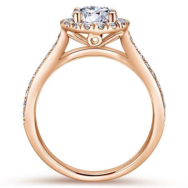 Beautiful Engagement Rings for Women Available on Dishis Jewels