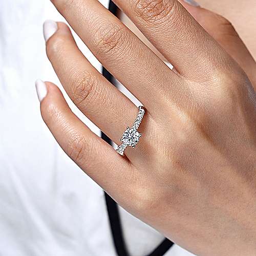 DIAMOND ENGAGEMENT RINGS - 14k White Gold .39cttw Contemporary Round Prong Set Diamond Engagement Mounting
