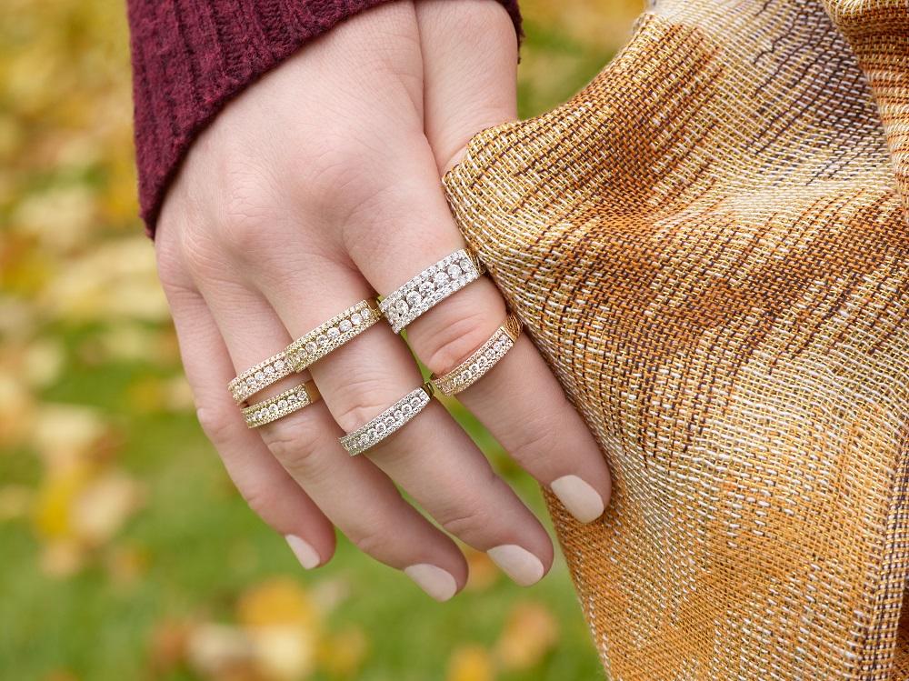 3 row diamond band ring Clearance