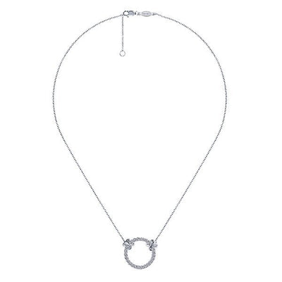 DIAMOND JEWELRY - Circle Diamond Necklace With Ornate Accents