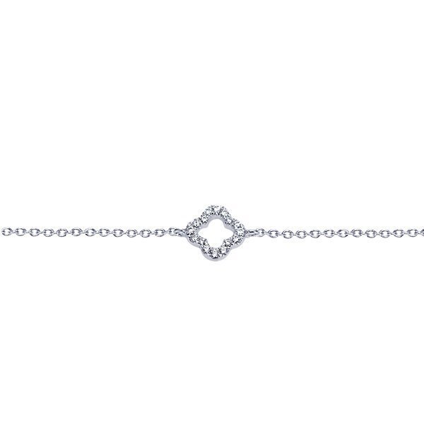 DIAMOND JEWELRY - Diamond Fashion Bracelet With Clover Accent
