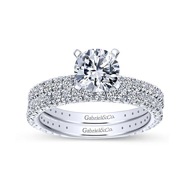 ENGAGEMENT - 1.40cttw Pave Diamond Engagement Ring With 1ct Round Center