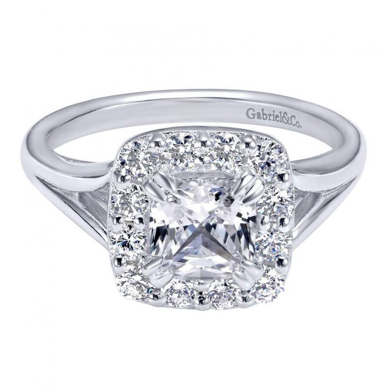 ENGAGEMENT - 1.50cttw Cushion Cut Halo Style Diamond Engagement Ring With 1ct Cushion Center Diamond