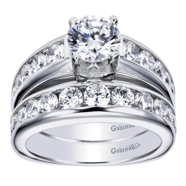 ENGAGEMENT - 2.05cttw Graduated Channel Set Round Diamond Engagement Ring