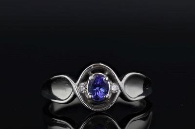 Estate Ring - Estate 14K White Gold Oval Tanzanite Ring