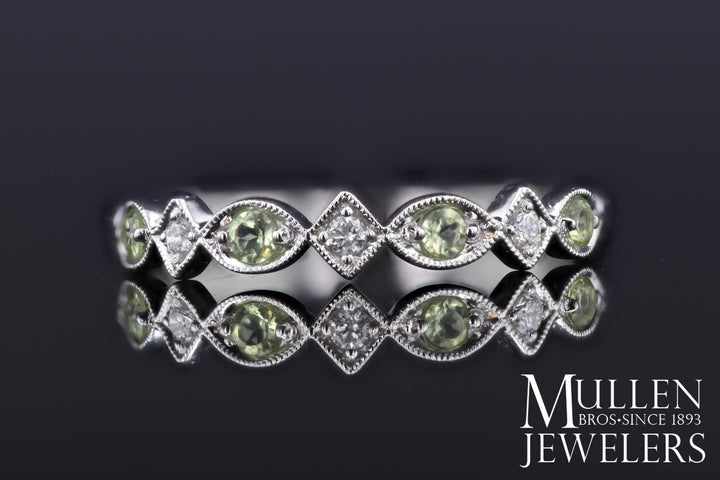 JEWELRY - 14K White Gold Diamond And Peridot Birthstone Ring