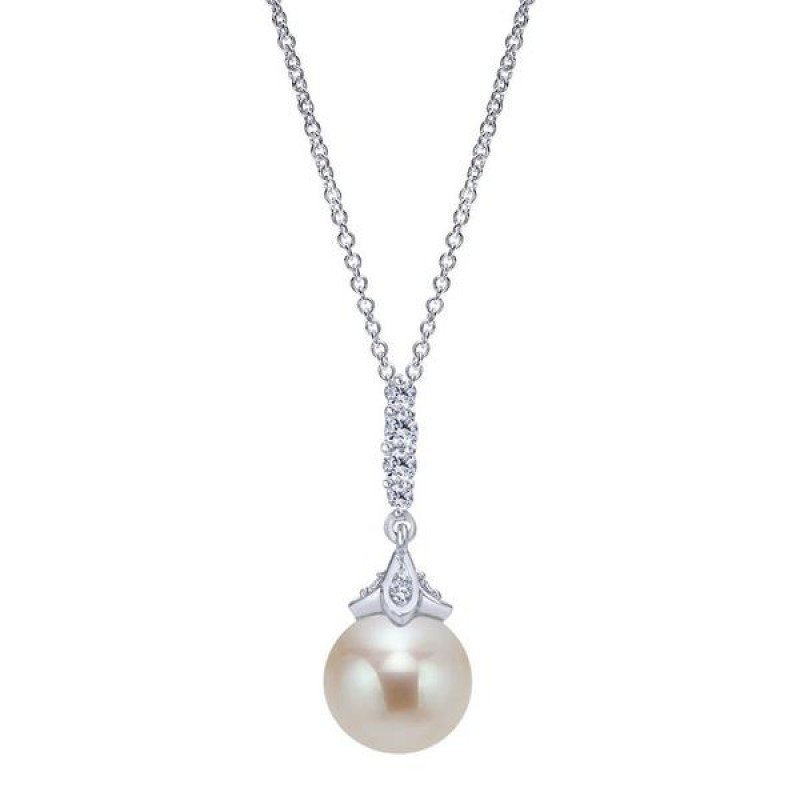 JEWELRY - 14k White Gold Pearl And Diamond Vintage Style Drop Necklace