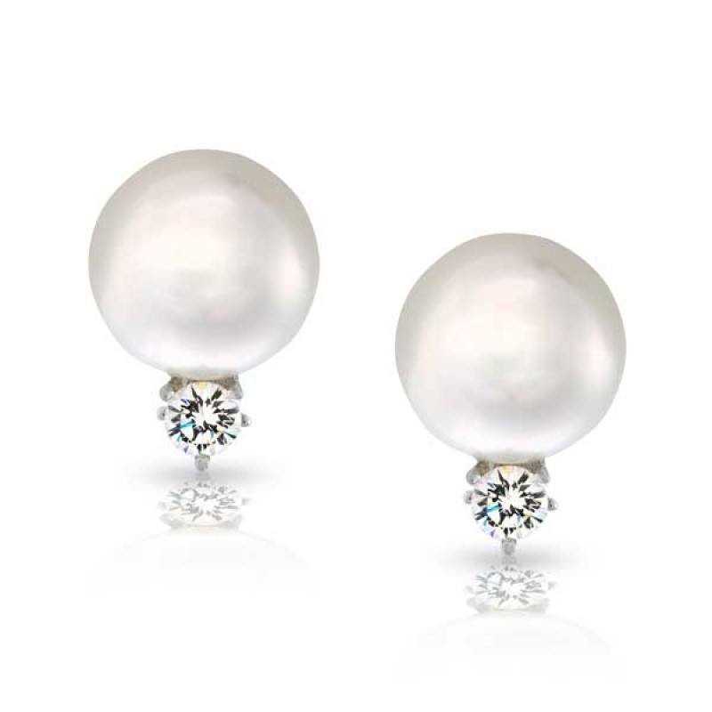 White Pearl With Emerald Pearl Earrings | Mangatrai Pearls & Jewellers