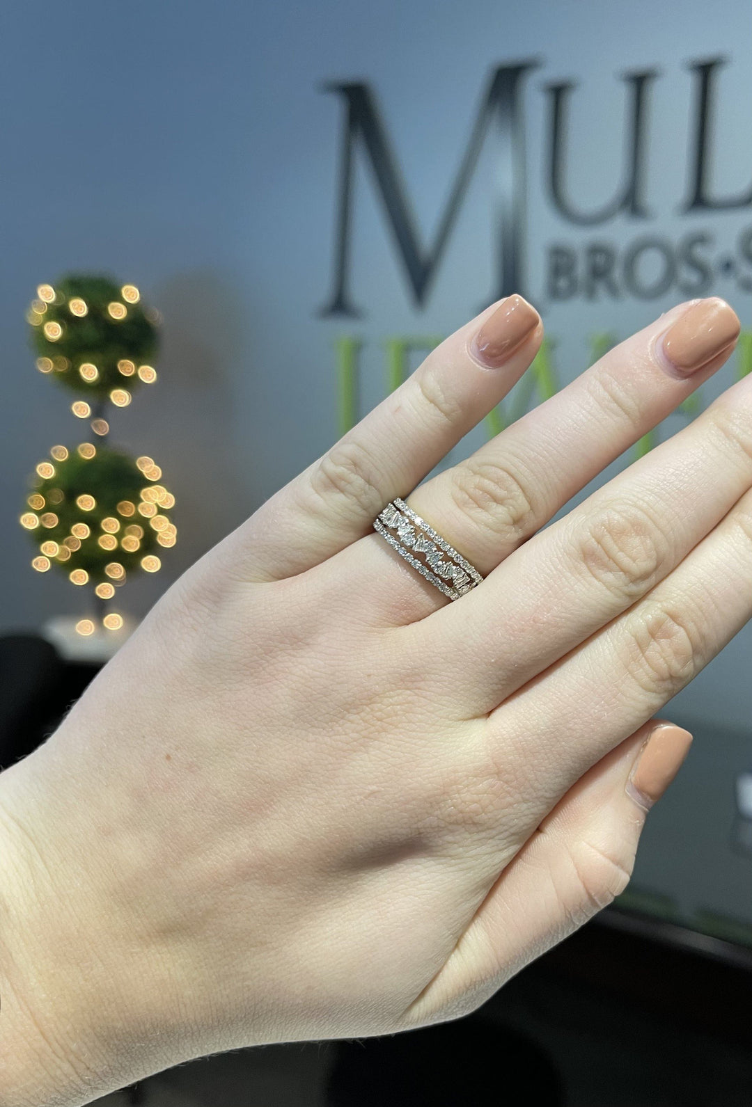 RINGS - 14K Yellow Gold .84cttw Diamond Alternating Fashion Ring.