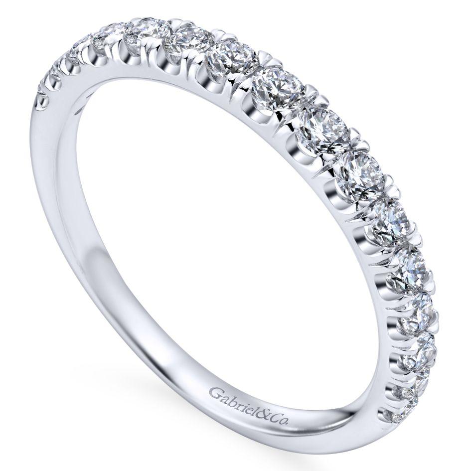 Wedding Ring - 14K White Gold .43cttw Straight Pave Graduated Diamond Wedding Band
